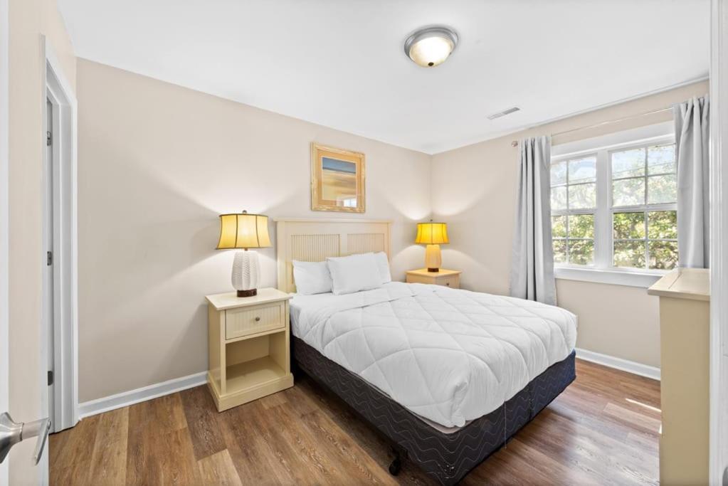 Bright Duplex 2br Walking Distance From The