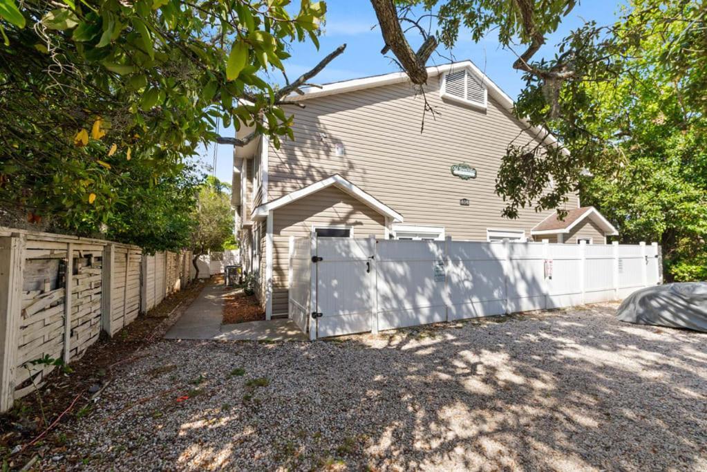 Bright Duplex 2br Walking Distance From The