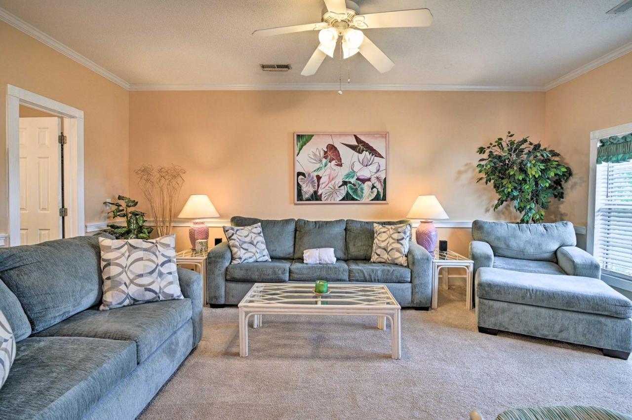Apartment Inviting Myrtle With Pool Access!