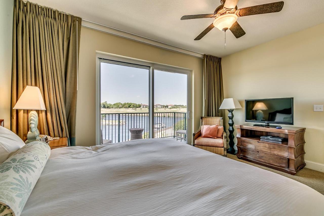 The Marina 7-403
