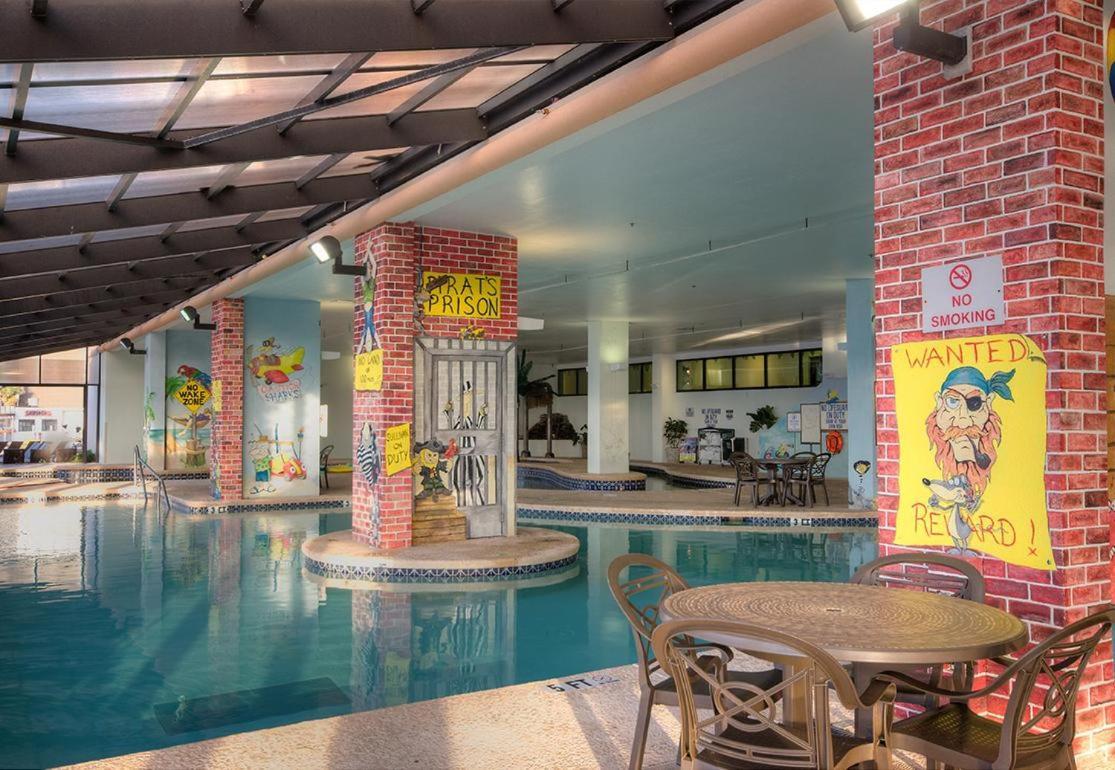 Luxury Caribbean With Oceanfront Balcony Holiday home