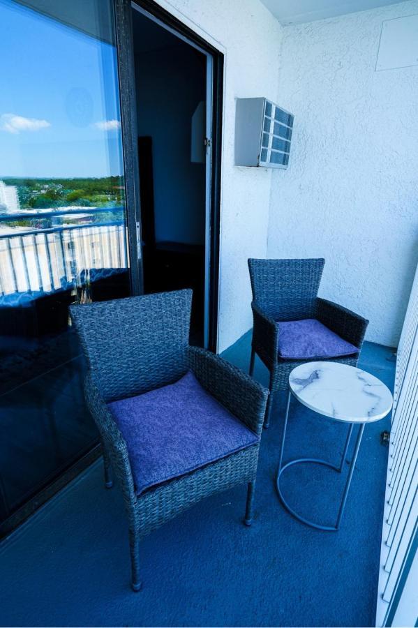 Amazing Ocean View With Balcony