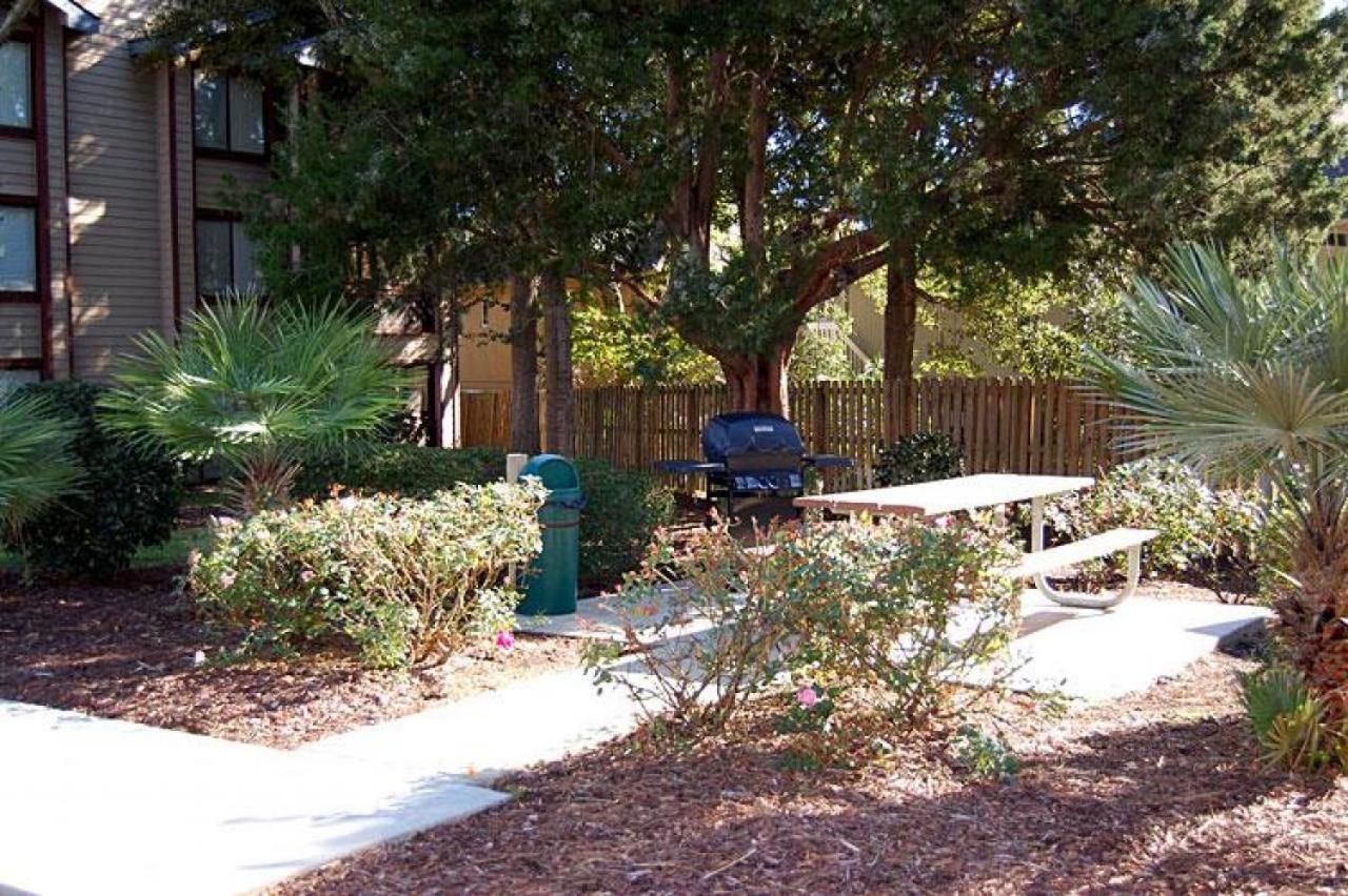 Heron Pointe A6 Apartment