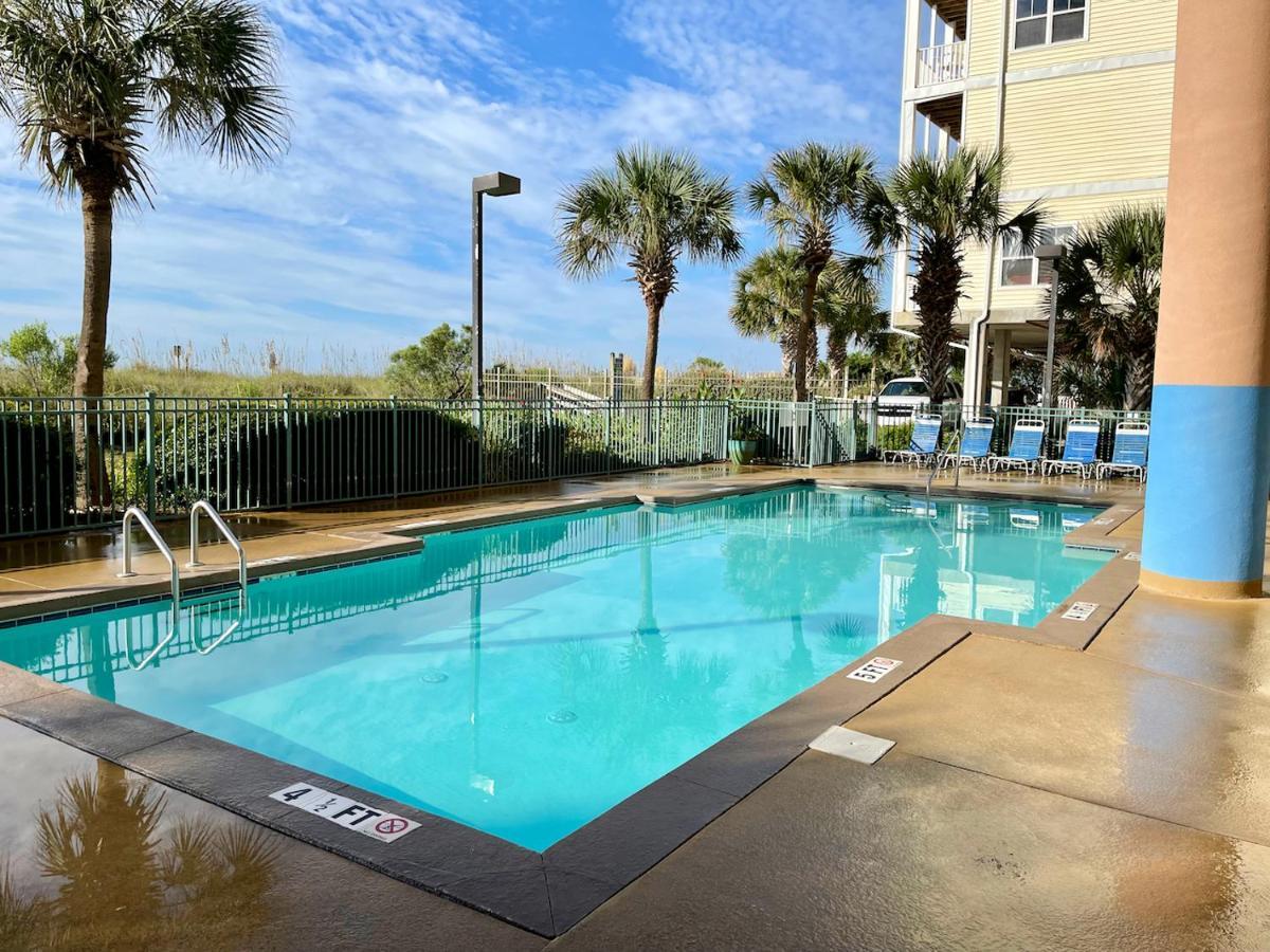 Oceanview With Pool, Hot Tub, Balcony, Right On The Apartment *