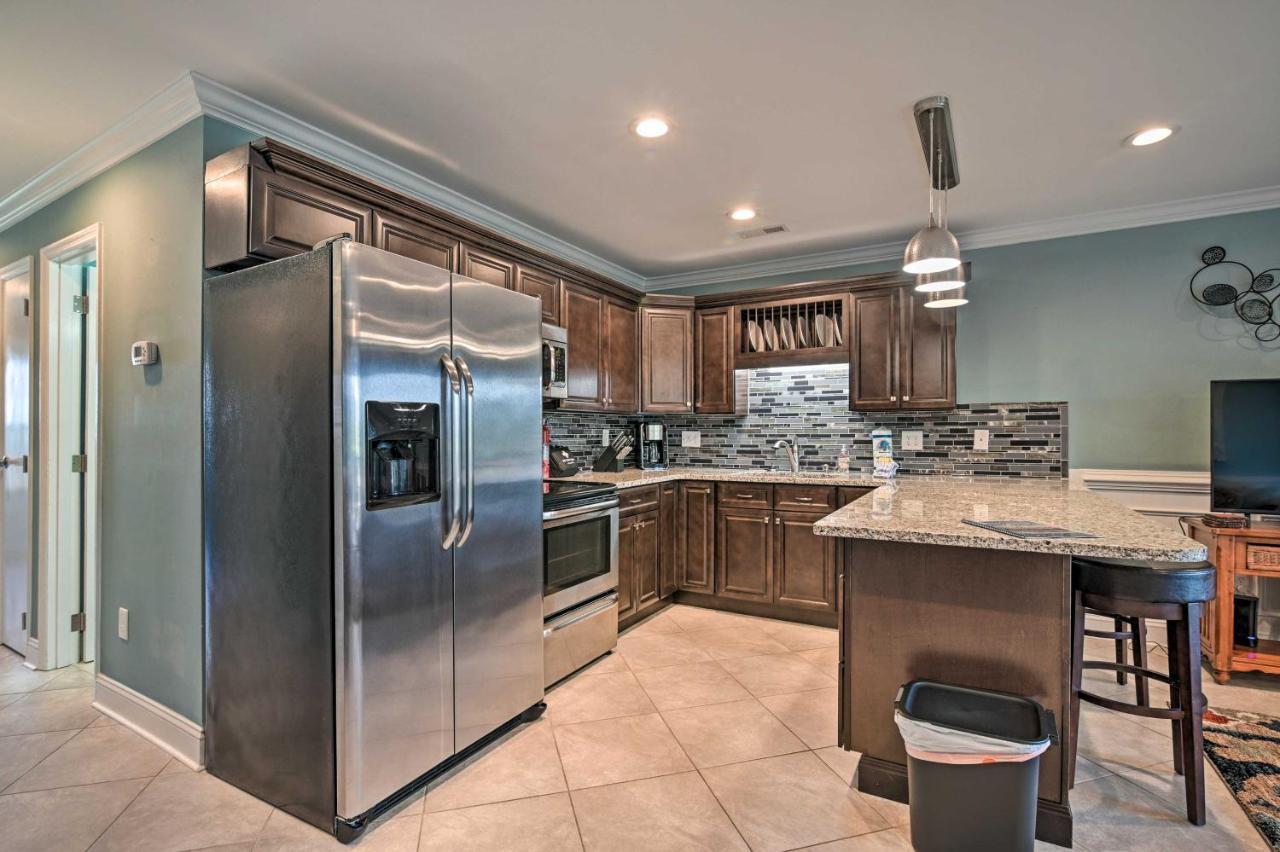 Apartment Breezy First-floor About 2 Mi To Surfside! Myrtle Beach