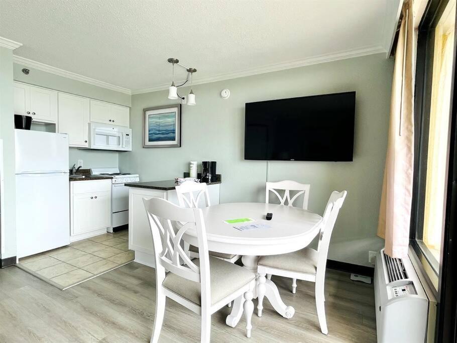 *all New & Awesome View*king Bed*pools*hot Tubs*lazy River*m149 Apartment *