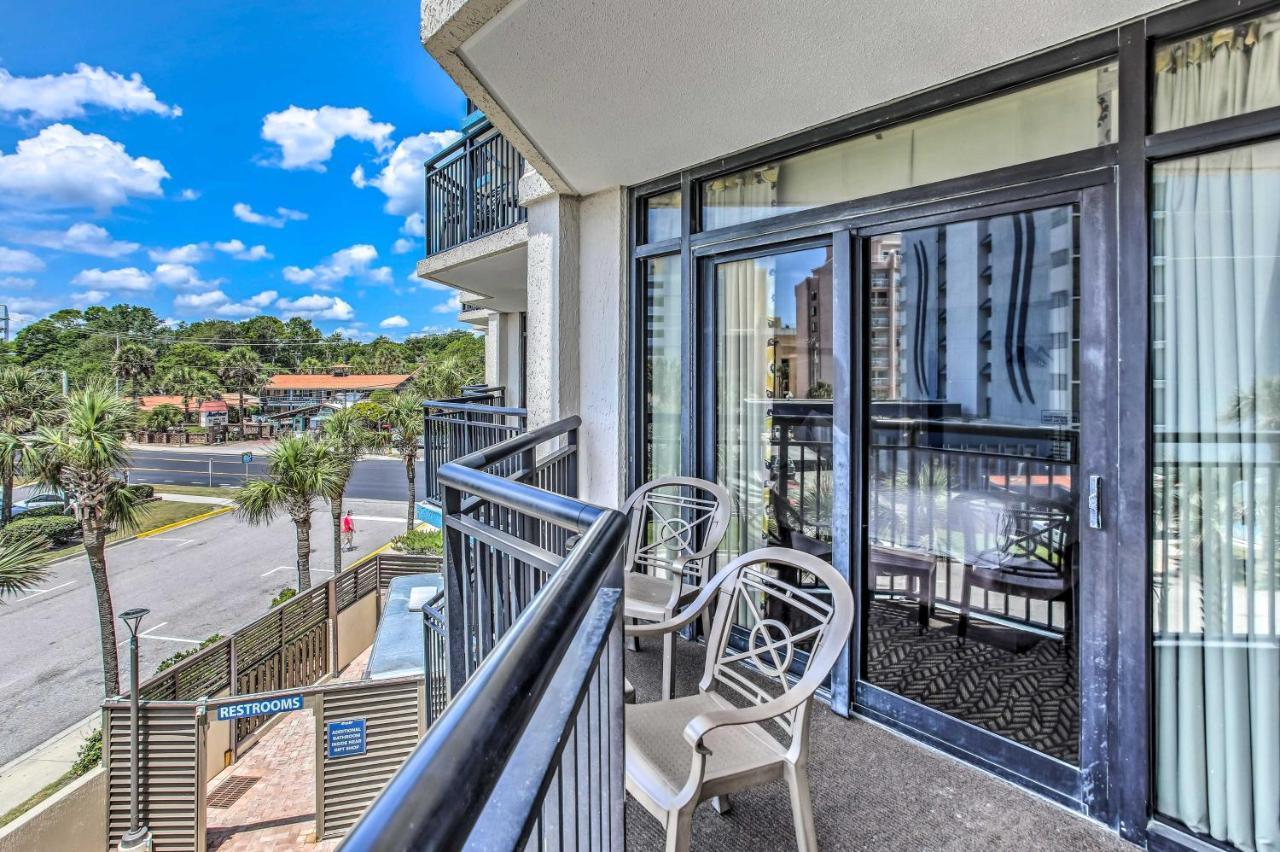 Ocean View And Access To Pool, And Apartment *