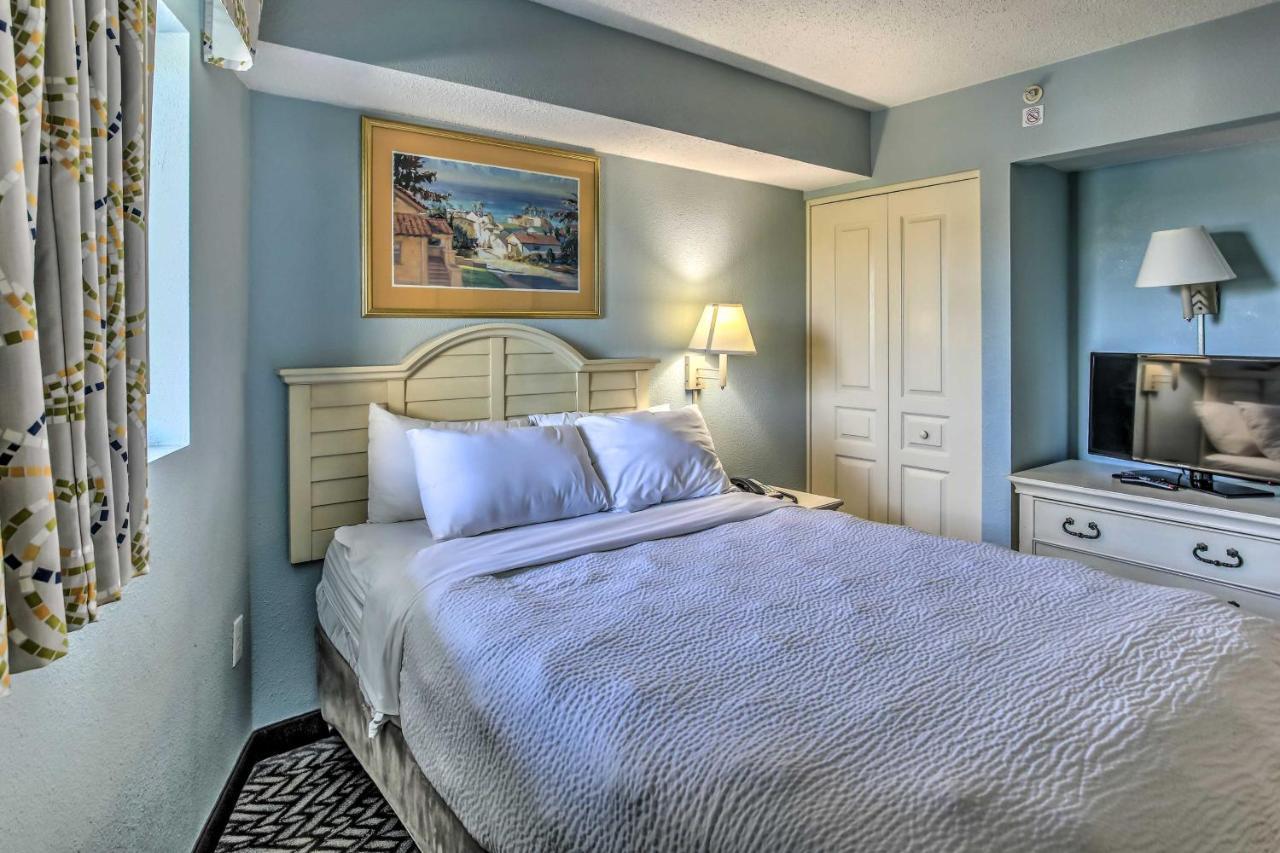 Ocean View And Access To Pool, And *
