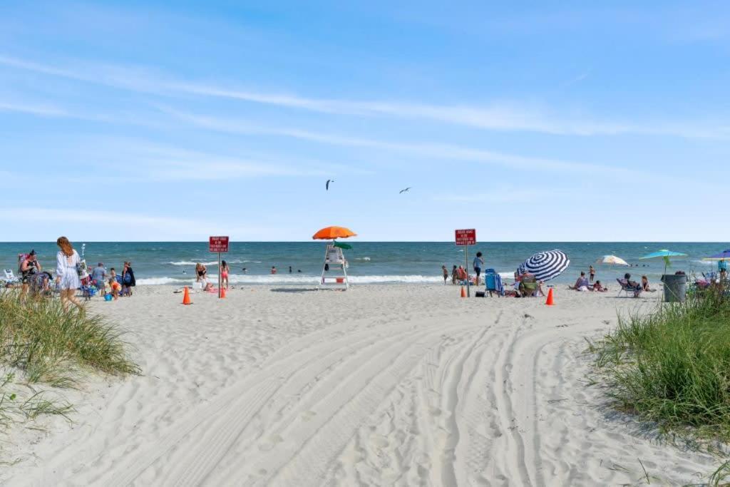 Charming 1br With Pool And Direct Beach Access