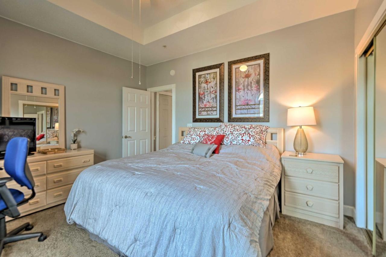 Apartment Modern Top-floor Less Than 1 Mi To Golfing! *