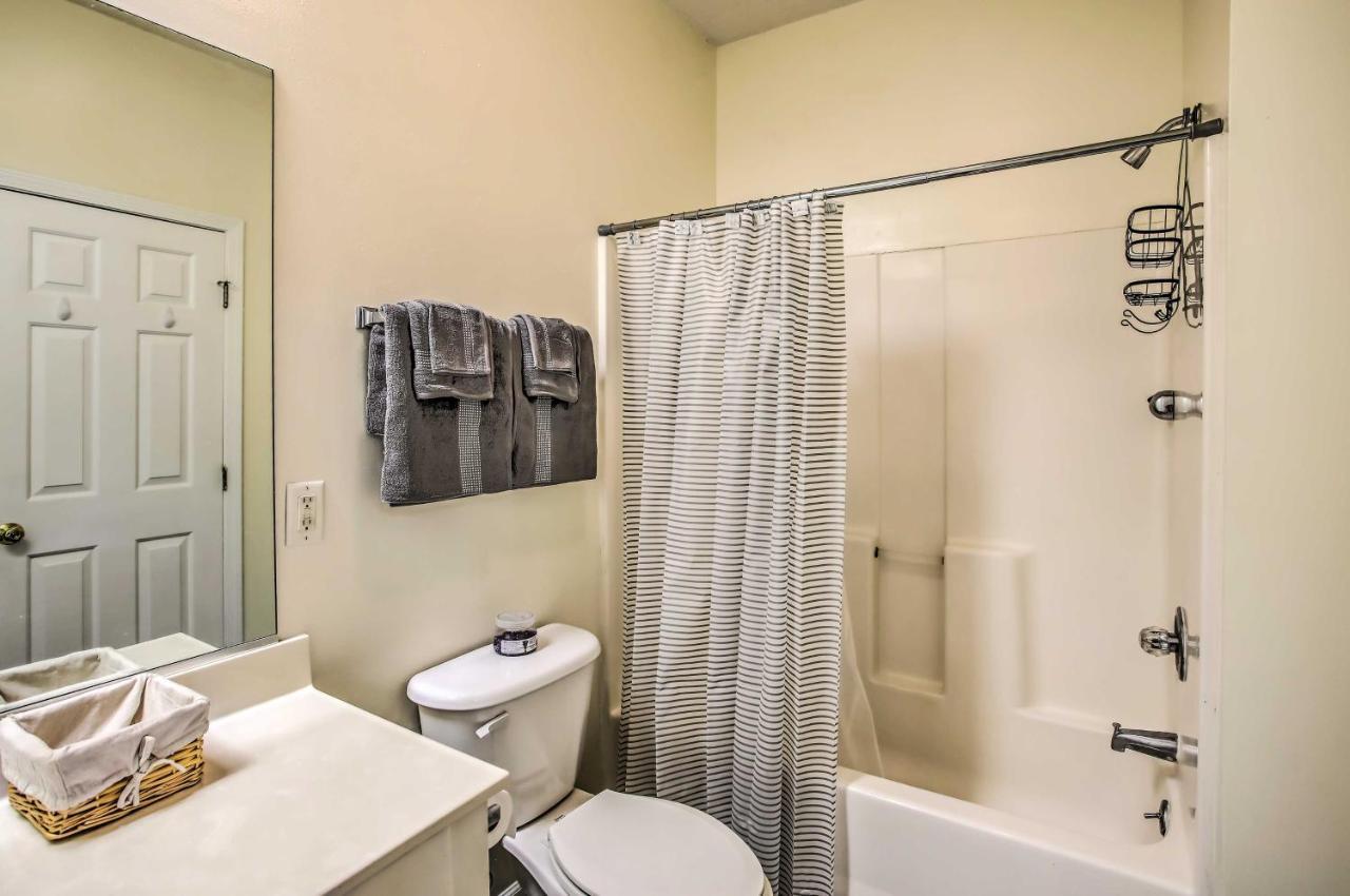 Savannah Shores With Amenities 1 Mi To Beach! Apartment *