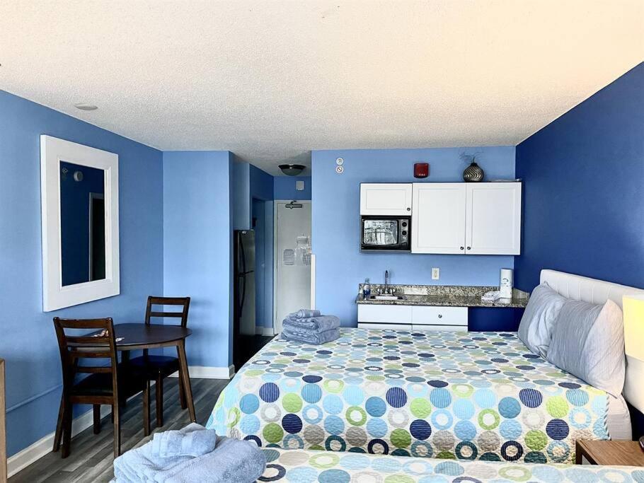 *oceanview & New* Queen Beds*pools Galore*cool Retro Vibe*m21 * Myrtle Beach