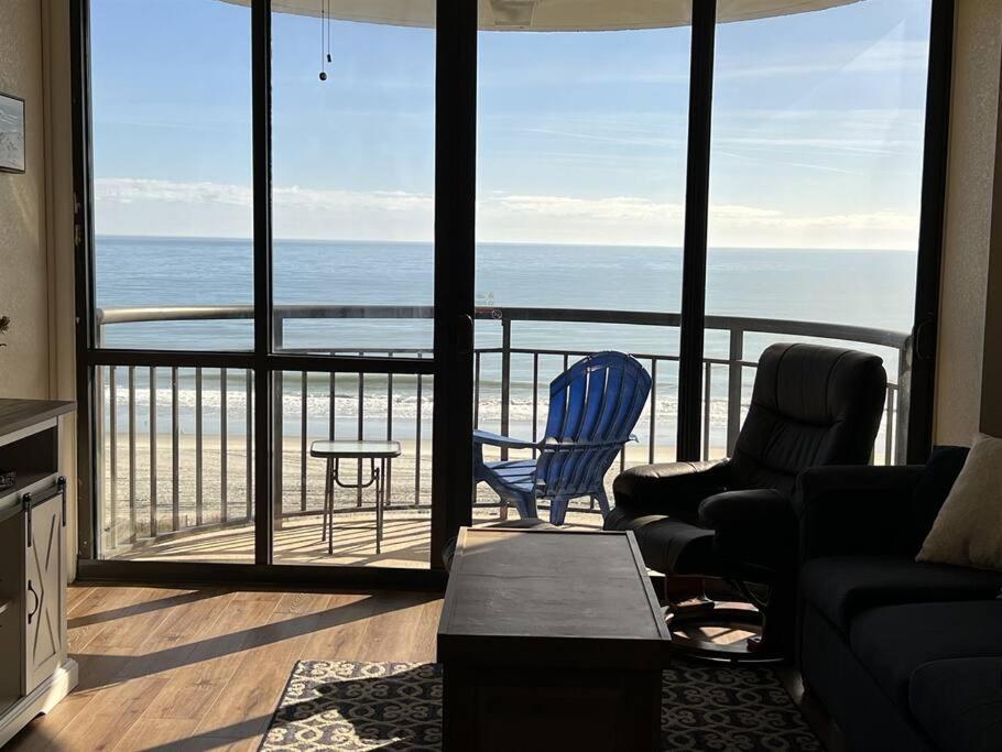 Apartment *oceanfront Getaway - Fresh Reno*king Bed*pools*h62 Myrtle Beach