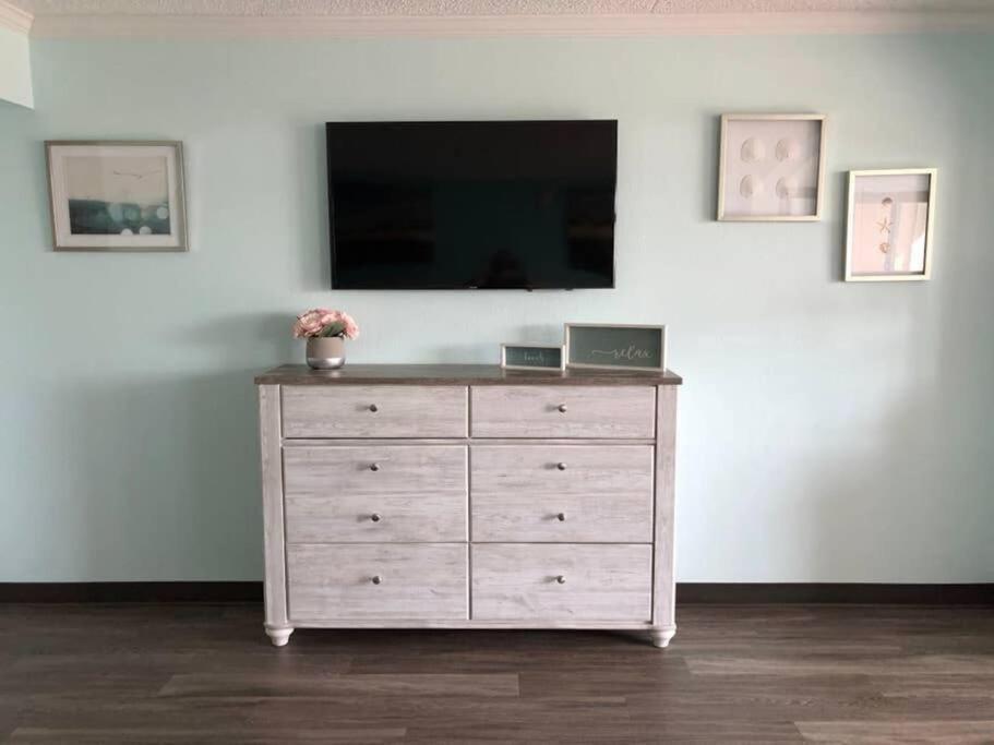Apartment *beach, Comfy, Sunny* *great Pools, Hot Tubs, Lazy Rive & More*s44 Myrtle Beach