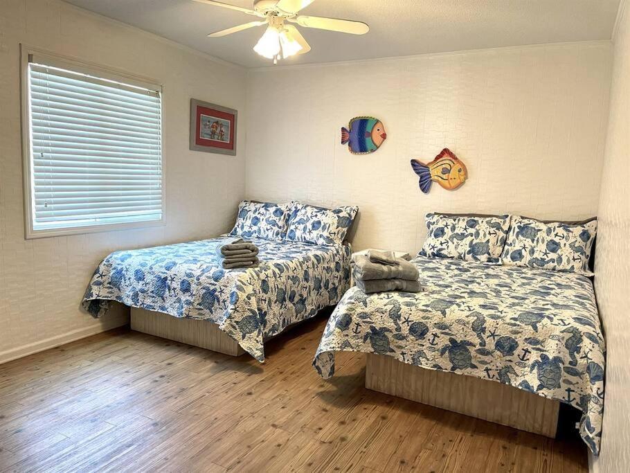 Oceanfront House On The 2 Kings 4br 4ba 3rd Floor Of Triplex Sleep 12 Pgp3 * Myrtle Beach