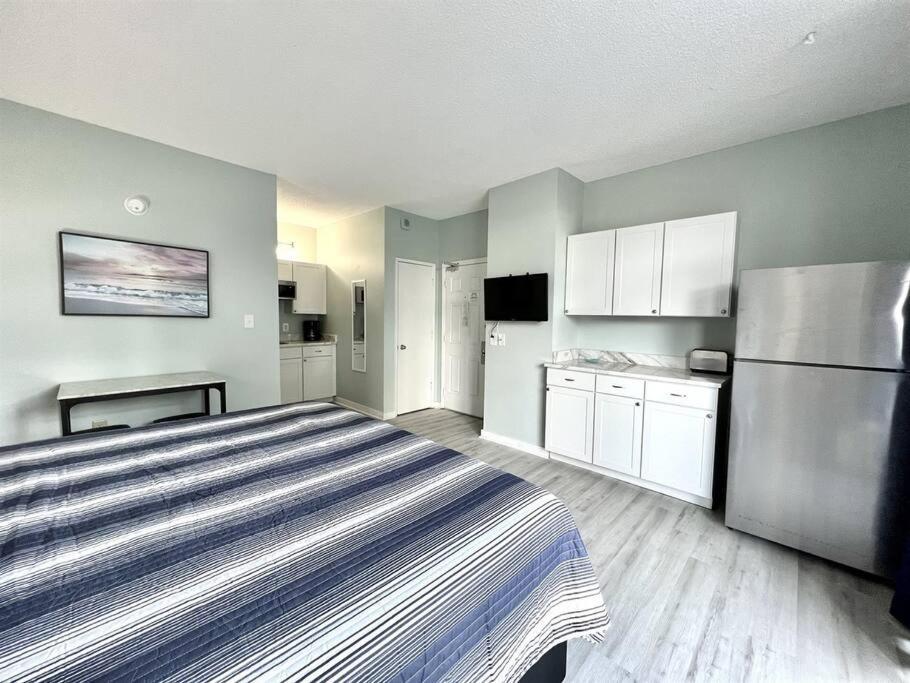 *fresh New*ocean View*pool*king Bed*hot Tubs*approved Dogs*f24 * Myrtle Beach