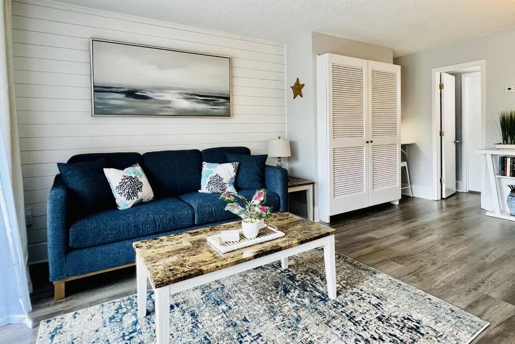 Apartment *fresh Myrtle Reno*relax*pools*beach*more*t401