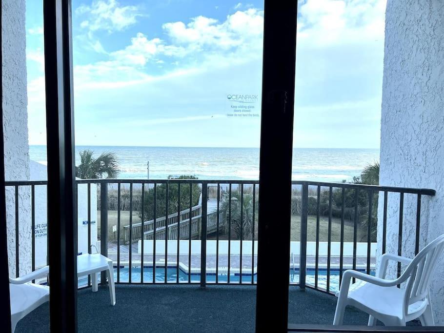 *fresh & New Oceanfront*pool*king Bed*omg View*approved Dogs*f22 Apartment Myrtle Beach