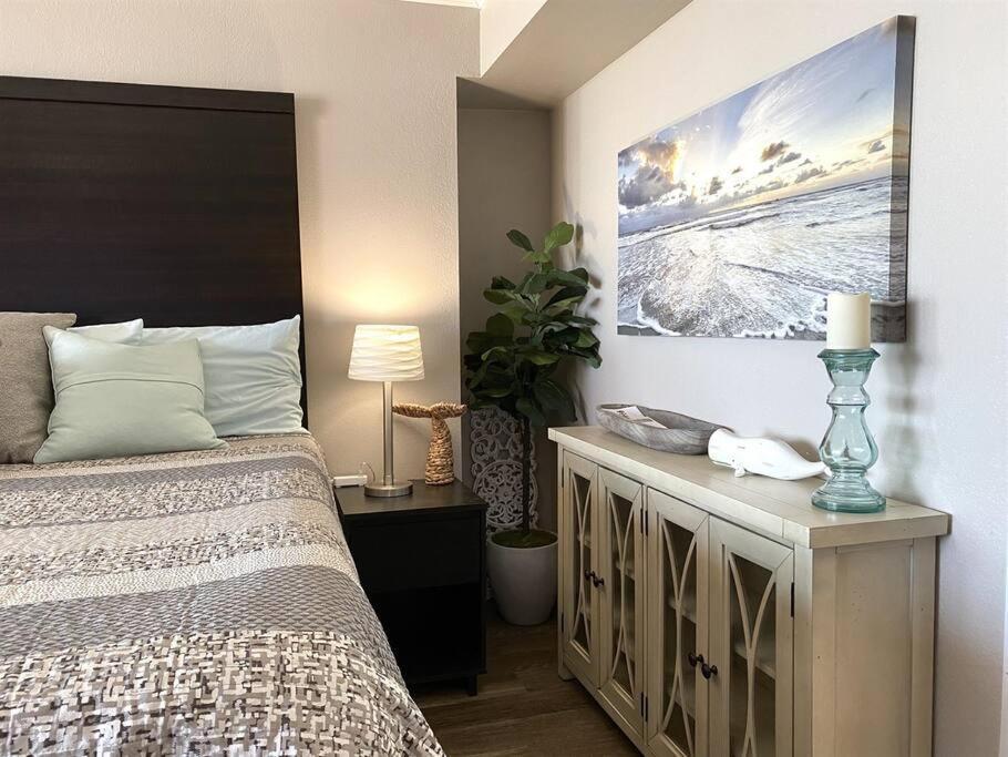 Holiday home *oceanfront Retreat*king Bed *great Pools, Hot Tubs+++*o41 *