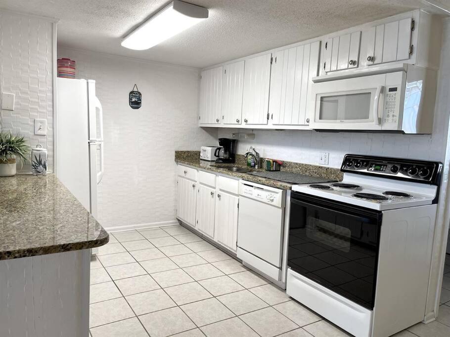 Oceanfront House On The 2 Kings 4br 4ba 3rd Floor Of Triplex Sleep 12 Pgp3