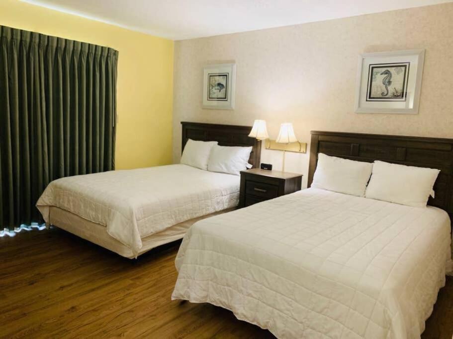 *delightful Family Retreat*pool, Steps To The Sand*h32-3 * Myrtle Beach