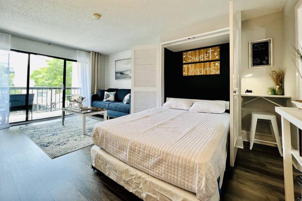 *fresh Myrtle Reno*relax*pools*beach*more*t401
