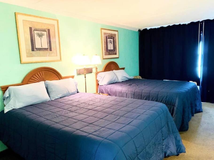 *see Dolphins From Your Balcony*queen Beds*pools*hot Tubs++*h232 Apartment
