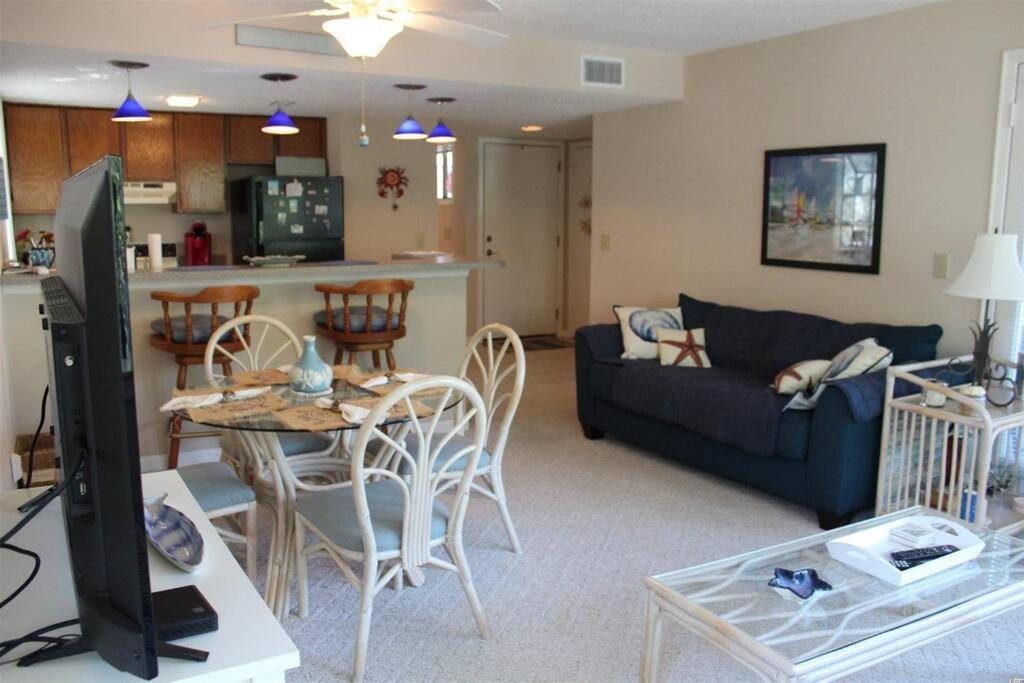 2br Shore Dr Area: Queen: Pool: Grill: Beach: Ocean Annie's: M28