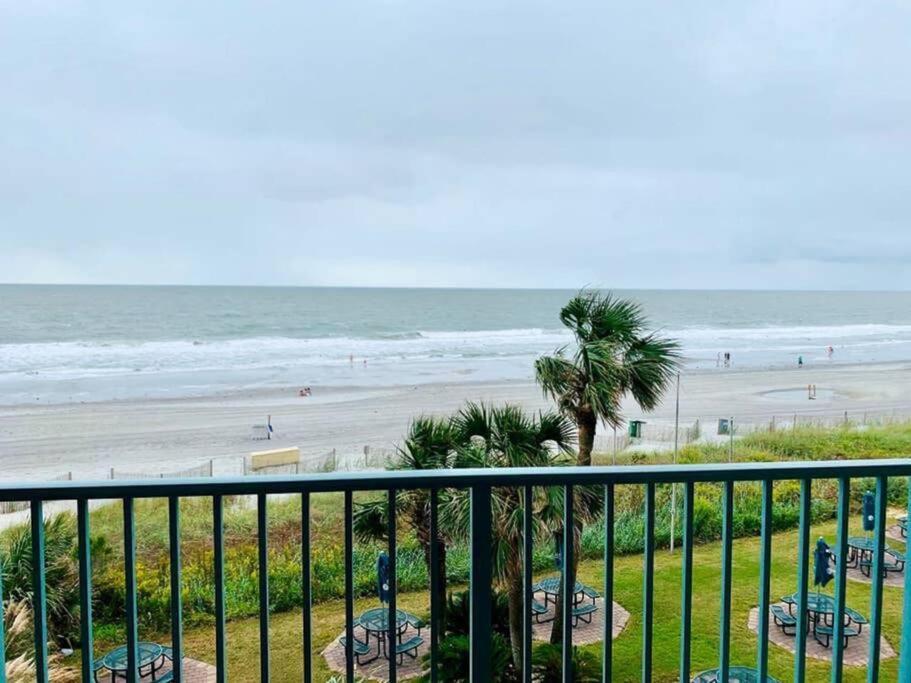 Apartment *see Dolphins From Your Balcony*queen Beds*pools*hot Tubs++*h232 Myrtle Beach