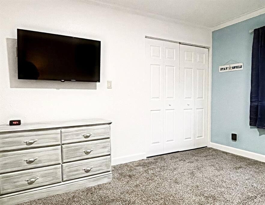 *top Notch Family Space*pool*steps To The Sand*huge Master*wt0 *