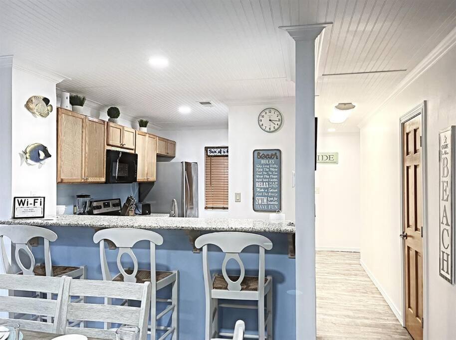 *top Notch Family Space*pool*steps To The Sand*huge Master*wt0 Myrtle Beach