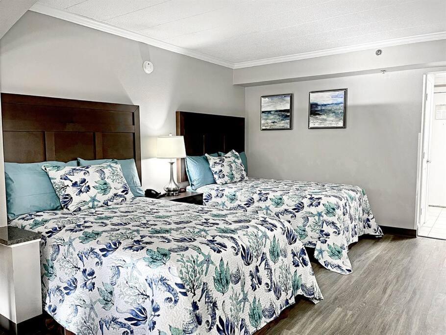 *see The Waves From Your Big Balcony*great Pools, Hot Tubs*h34