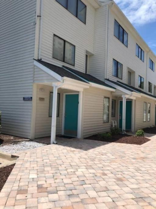 *delightful Condo*pool, Steps To The Sand*h33 Apartment