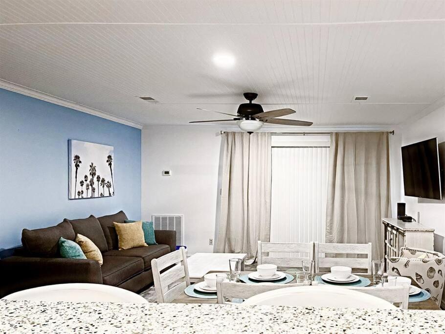 *top Notch Family Space*pool*steps To The Sand*huge Master*wt0 * Myrtle Beach