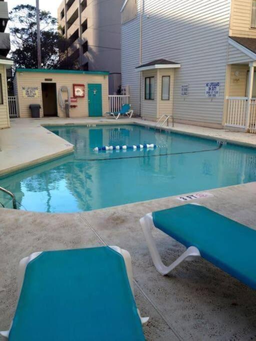 *renovated Townhouse*king Master*pool*steps To Sand*pt3 Apartment *