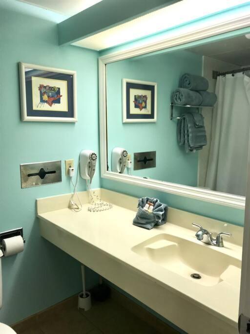 Wow View - King Bed - Many Pools - Water Amenities To Enjoy - M114 * Myrtle Beach