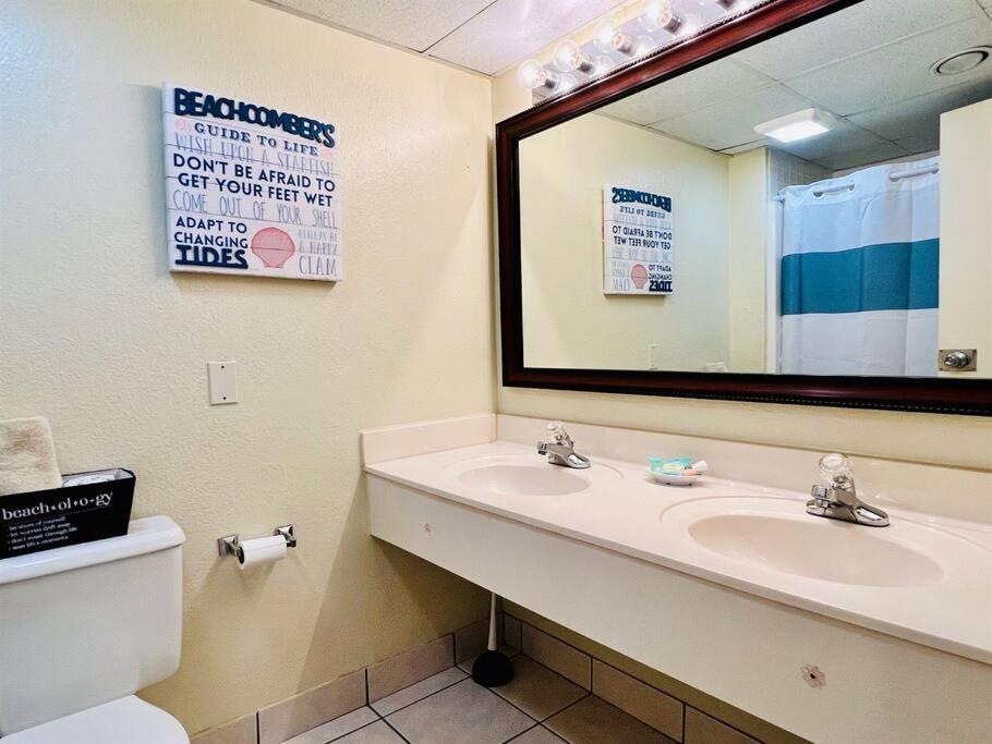 *comfy Condo*pools*hot Tubs*more*b49 Apartment *