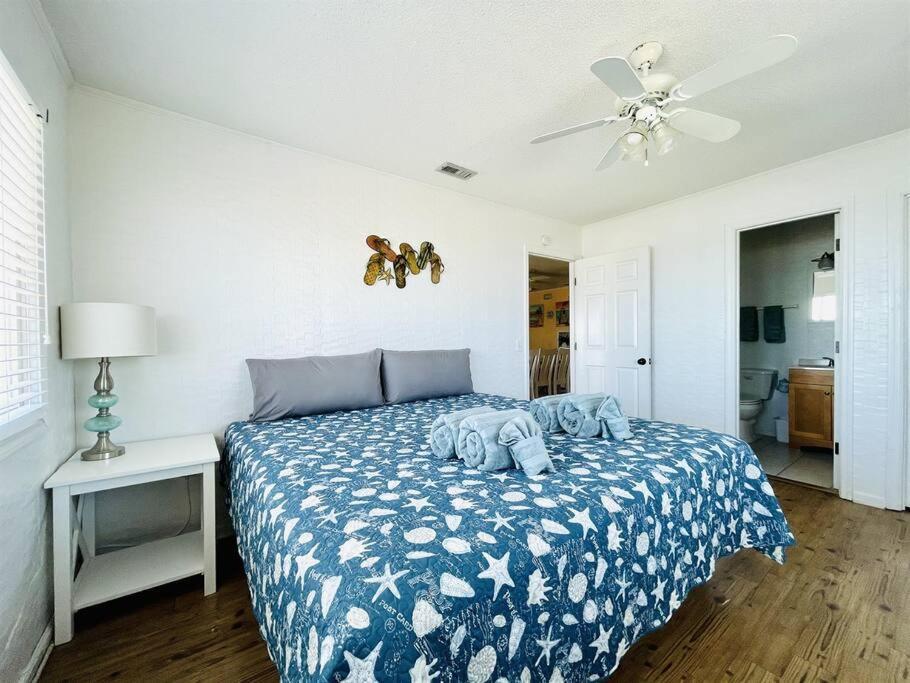 Oceanfront House On The 2 Kings 4br 4ba 3rd Floor Of Triplex Sleep 12 Pgp3 * Myrtle Beach