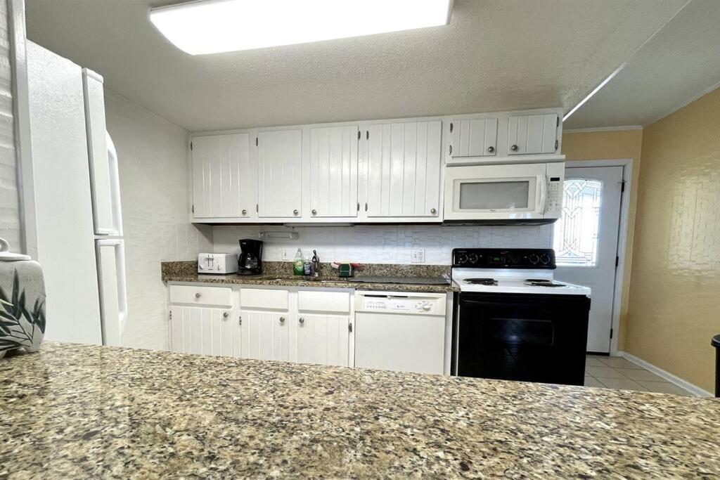 Oceanfront House On The 2 Kings 4br 4ba 3rd Floor Of Triplex Sleep 12 Pgp3 Apartment