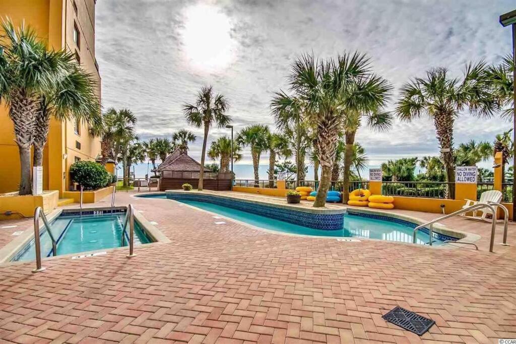Apartment *beach, Comfy, Sunny* *great Pools, Hot Tubs, Lazy Rive & More*s44 *