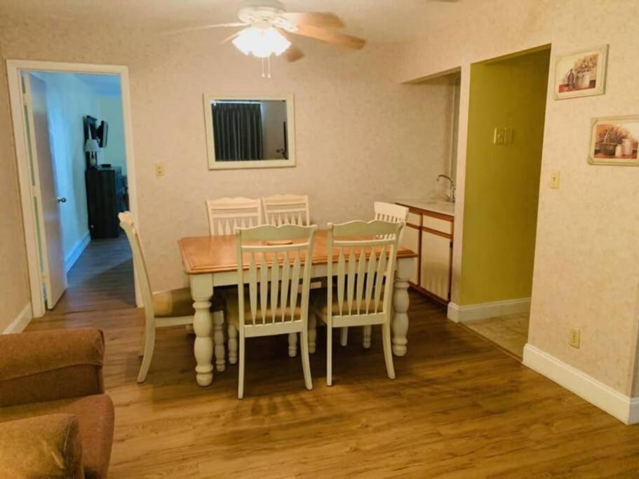 Apartment *delightful Condo*pool, Steps To The Sand*h33