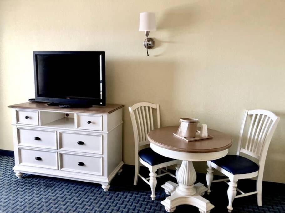 *oceanfront*tons Of Amenities*compass Cove*s129 Apartment *