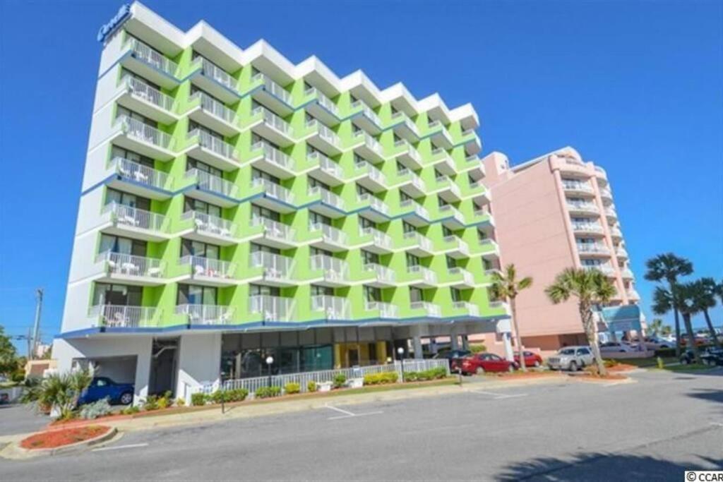 *comfy Condo*pools*hot Tubs*more*b49 * Myrtle Beach