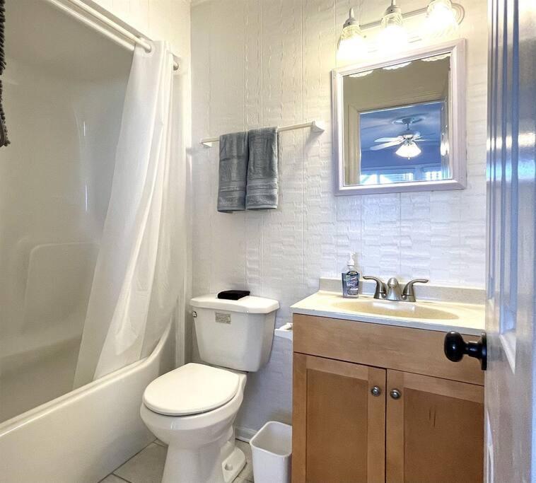 Oceanfront House On The 2 Kings 4br 4ba 2nd Floor Of Triplex Sleep 12 Pgp2 Apartment Myrtle Beach