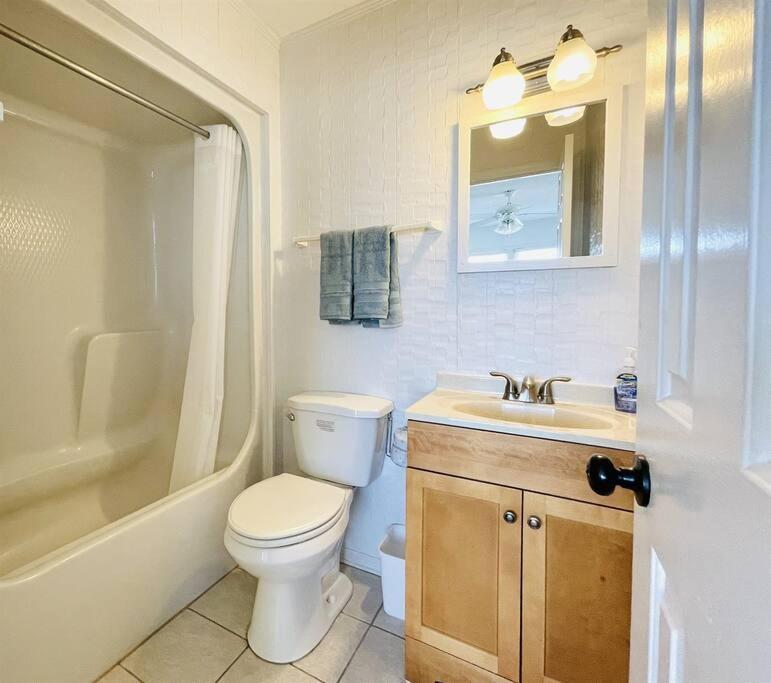 Oceanfront House On The 2 Kings 4br 4ba 3rd Floor Of Triplex Sleep 12 Pgp3 Myrtle Beach