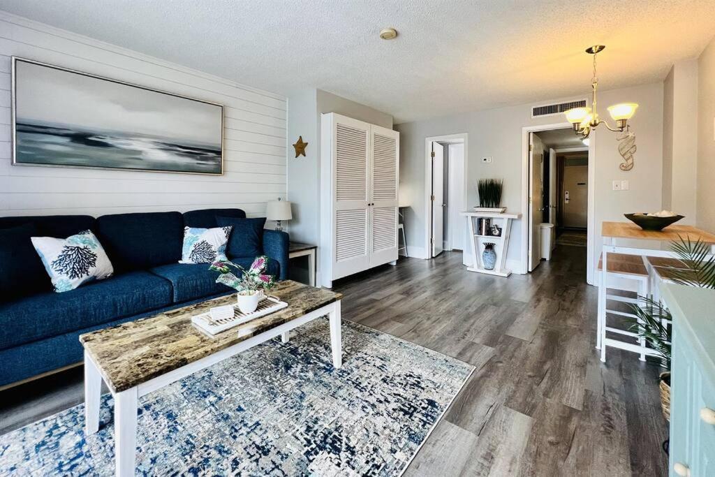 Apartment *fresh Myrtle Reno*relax*pools*beach*more*t401 *