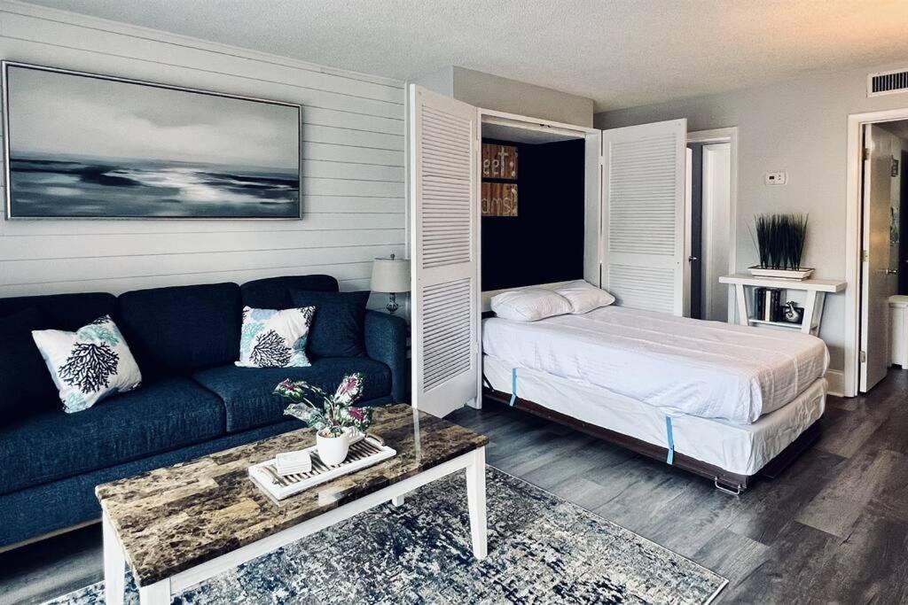 Apartment *fresh Myrtle Reno*relax*pools*beach*more*t401 *