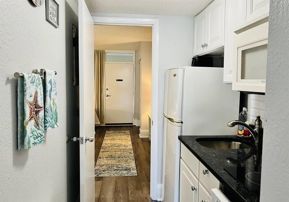*fresh Myrtle Reno*relax*pools*beach*more*t401 Apartment