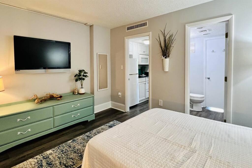 *fresh Myrtle Reno*relax*pools*beach*more*t401