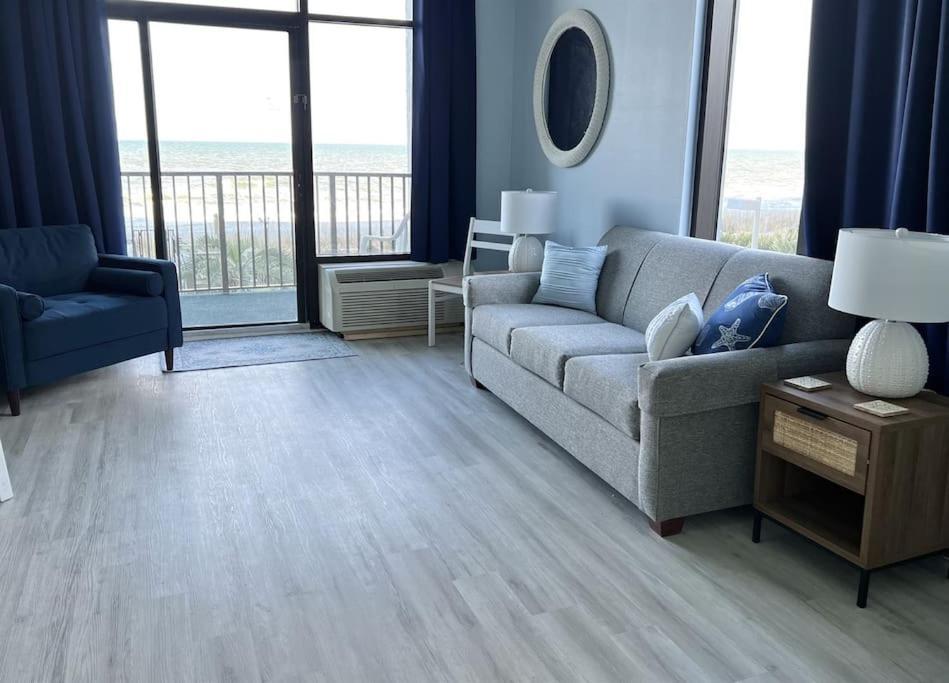 *fresh & New Oceanfront*pool*king Bed*omg View*approved Dogs*f22 *